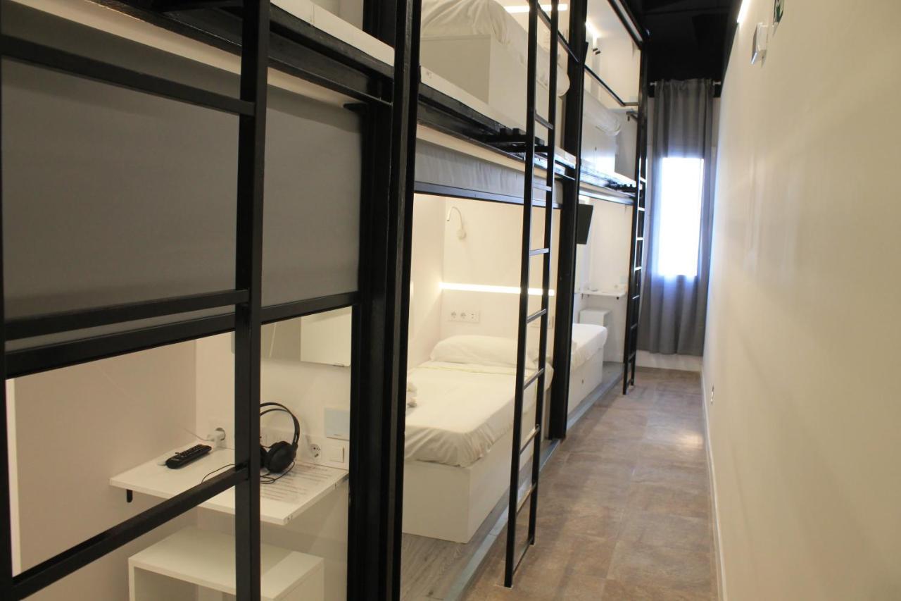 M Pods Malaga Hotel Екстериор снимка