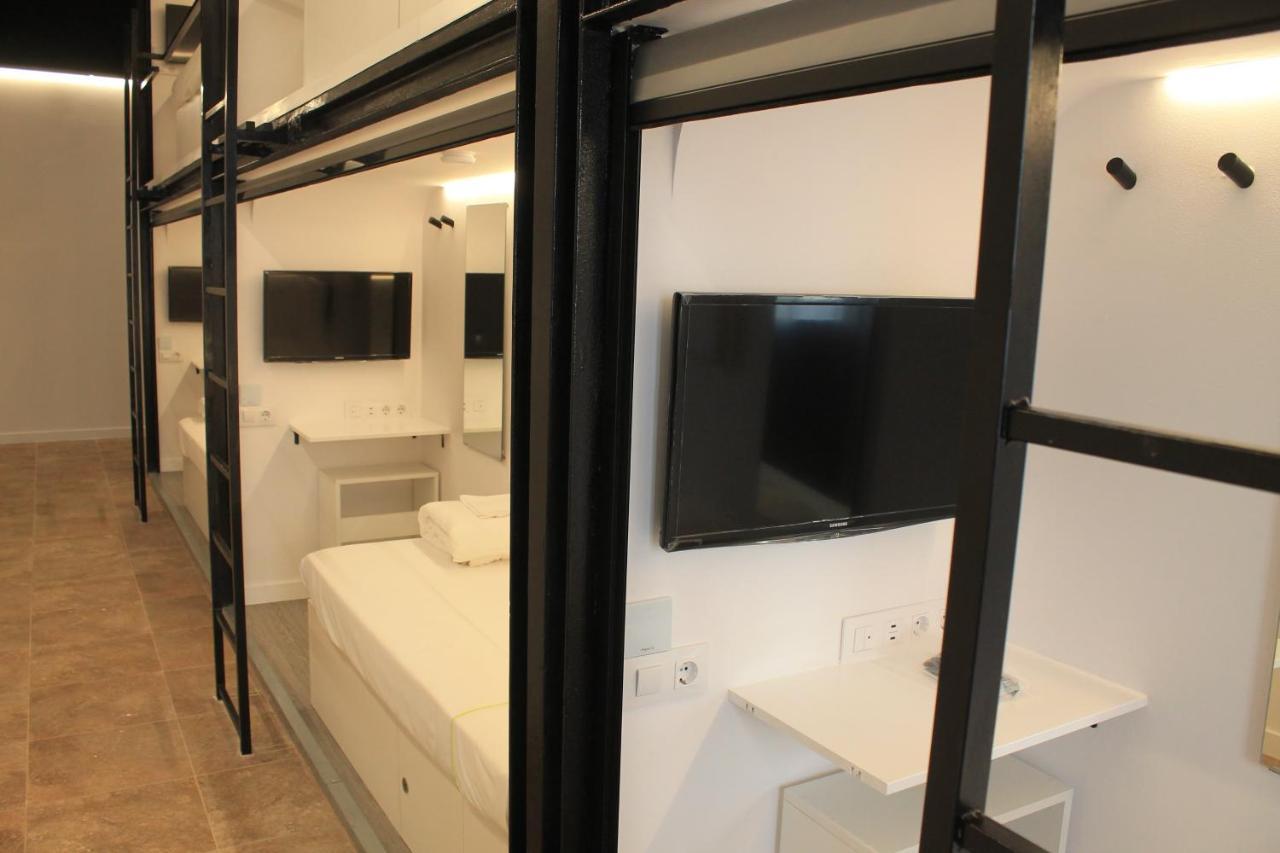 M Pods Malaga Hotel Екстериор снимка