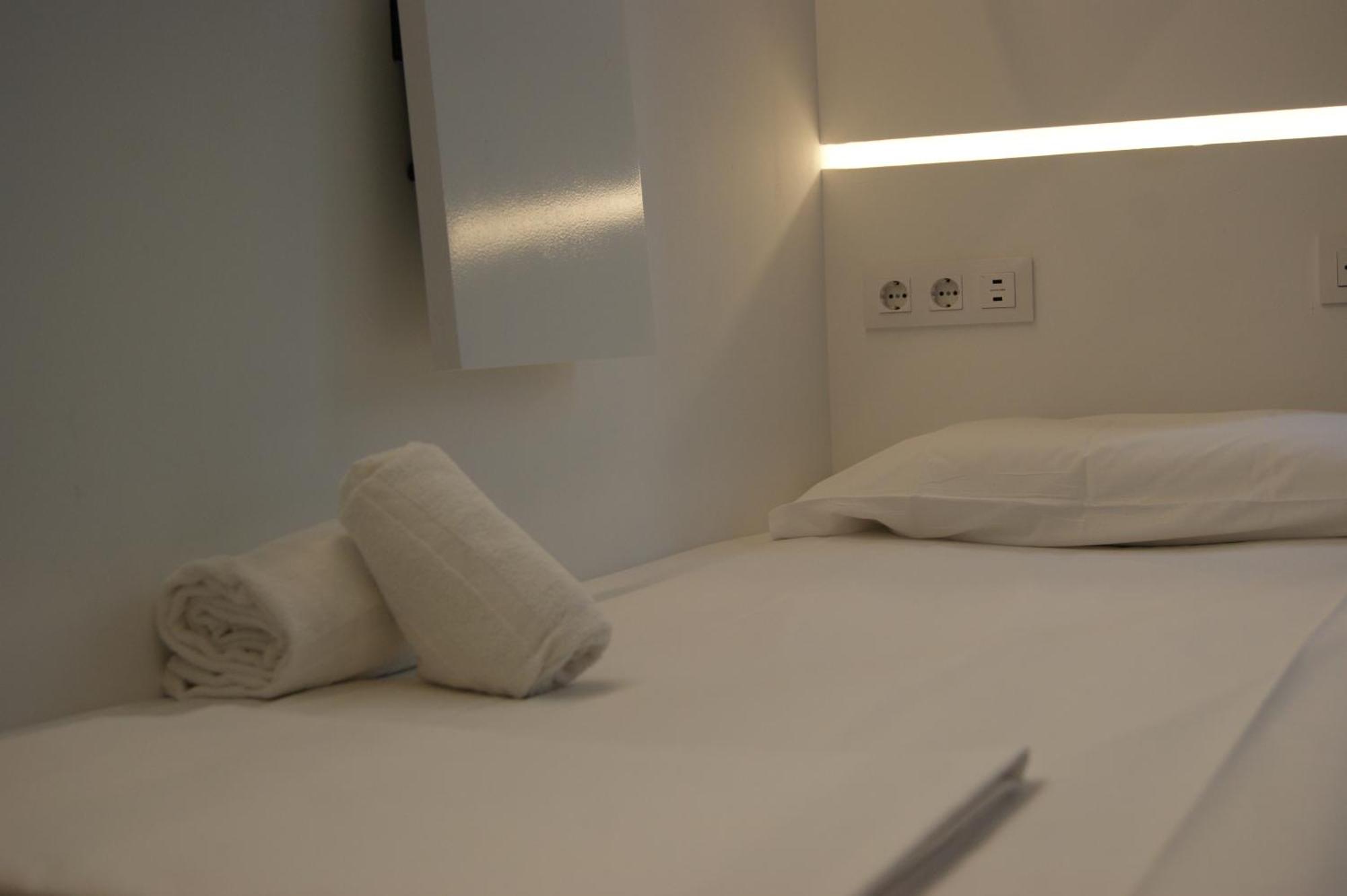 M Pods Malaga Hotel Екстериор снимка